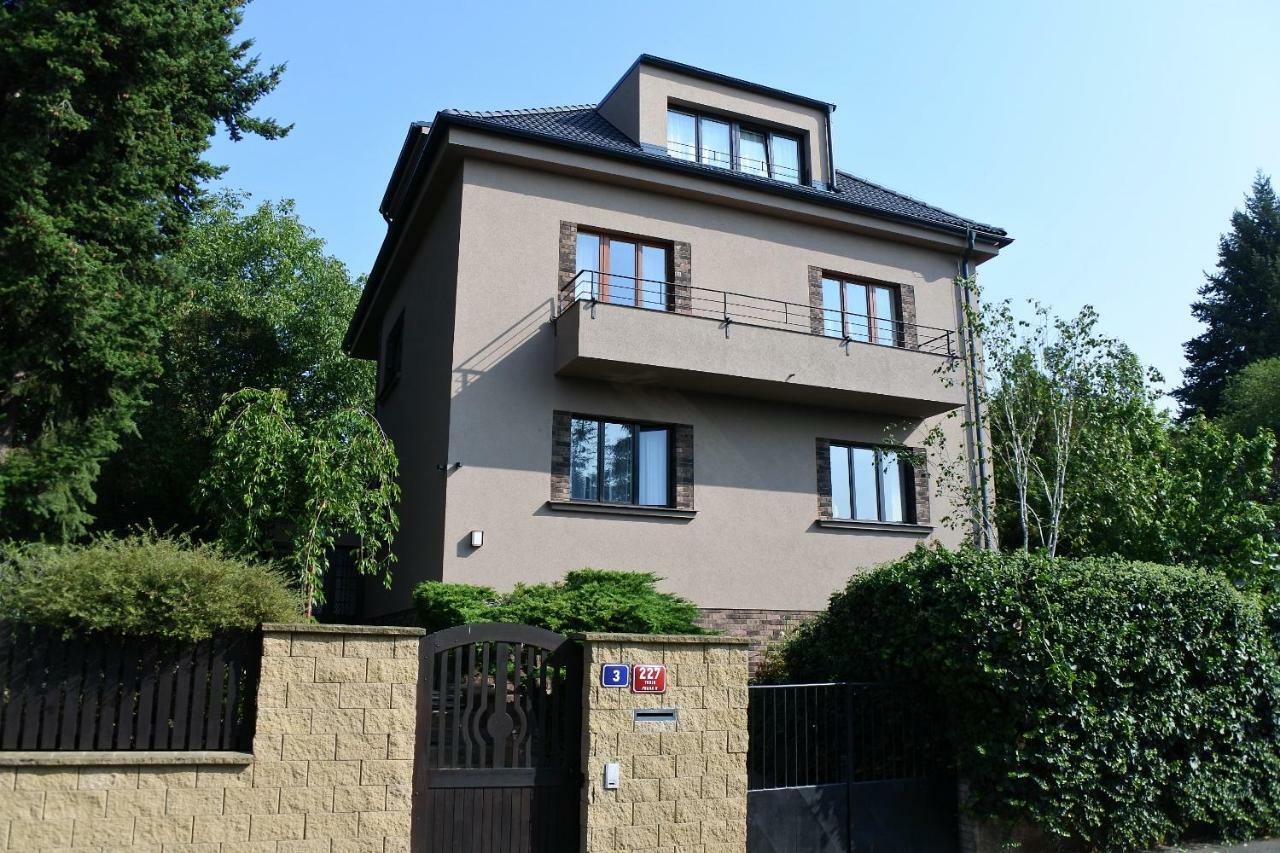 Apartman V Zahrade Praha Troja - Apartment In The Garden Prague Troja المظهر الخارجي الصورة