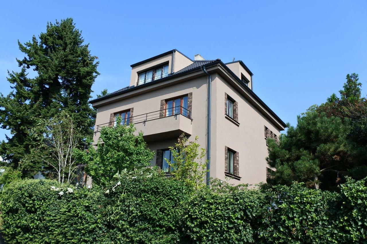 Apartman V Zahrade Praha Troja - Apartment In The Garden Prague Troja المظهر الخارجي الصورة