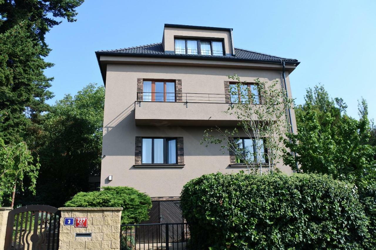 Apartman V Zahrade Praha Troja - Apartment In The Garden Prague Troja المظهر الخارجي الصورة