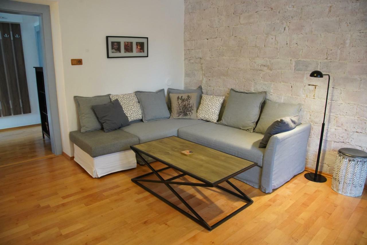 Apartman V Zahrade Praha Troja - Apartment In The Garden Prague Troja المظهر الخارجي الصورة